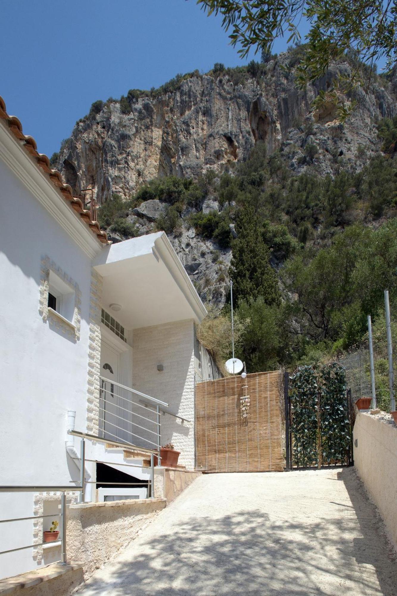 V&D Paleokastritsa Apartments Lakones Экстерьер фото